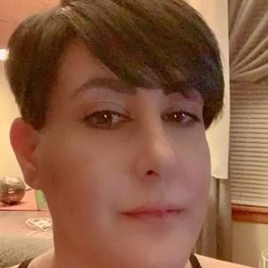 Meet your Posher, Jenn